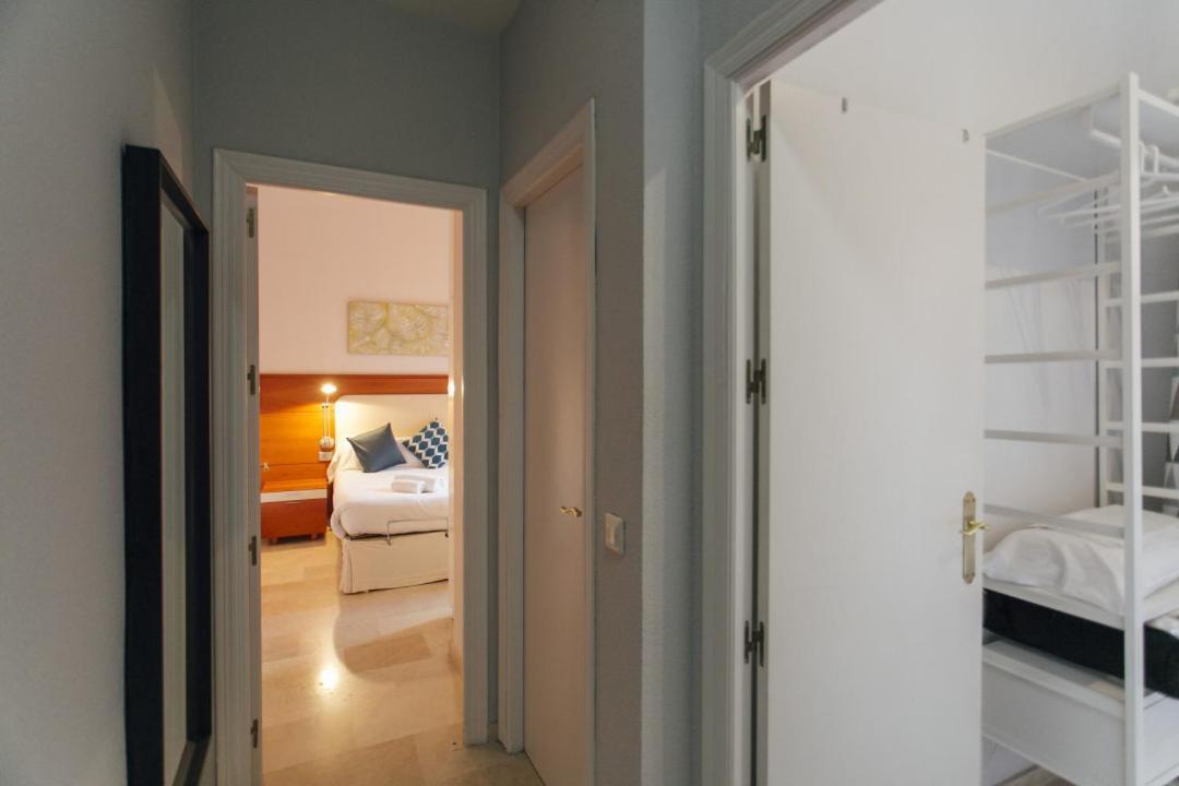 2 Bedrooms 1 Bathroom Furnished - Santa Cruz - Alfalfa - Duplex - Mintystay Apartment Seville