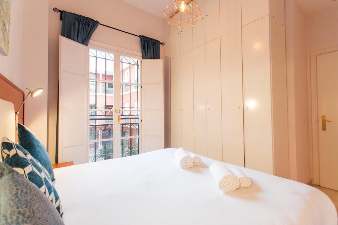Apartamento 2 Bedrooms 1 Bathroom Furnished - Santa Cruz - Alfalfa - Duplex - Mintystay *